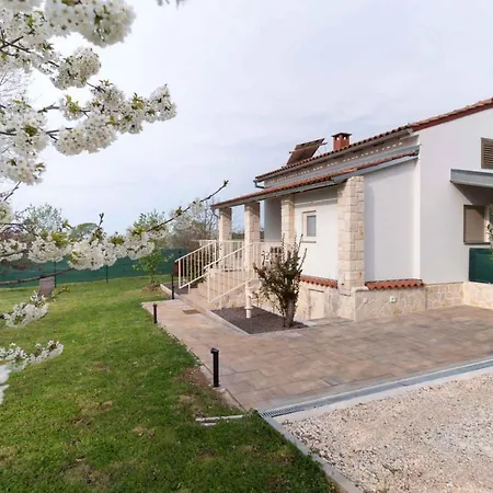 In - Istrien 44542 Holiday home *